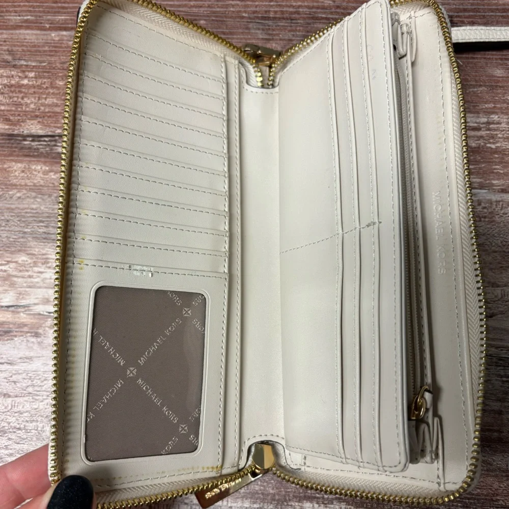 Michael Kors | VGUC Jet Set Travel Leather Continental Wristlet Wallet